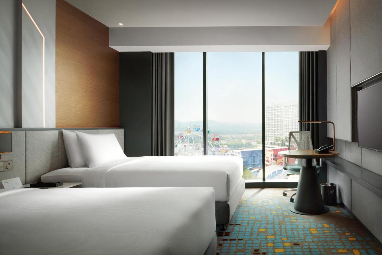 Doubletree By Hilton Shah Alam I-City المظهر الخارجي الصورة